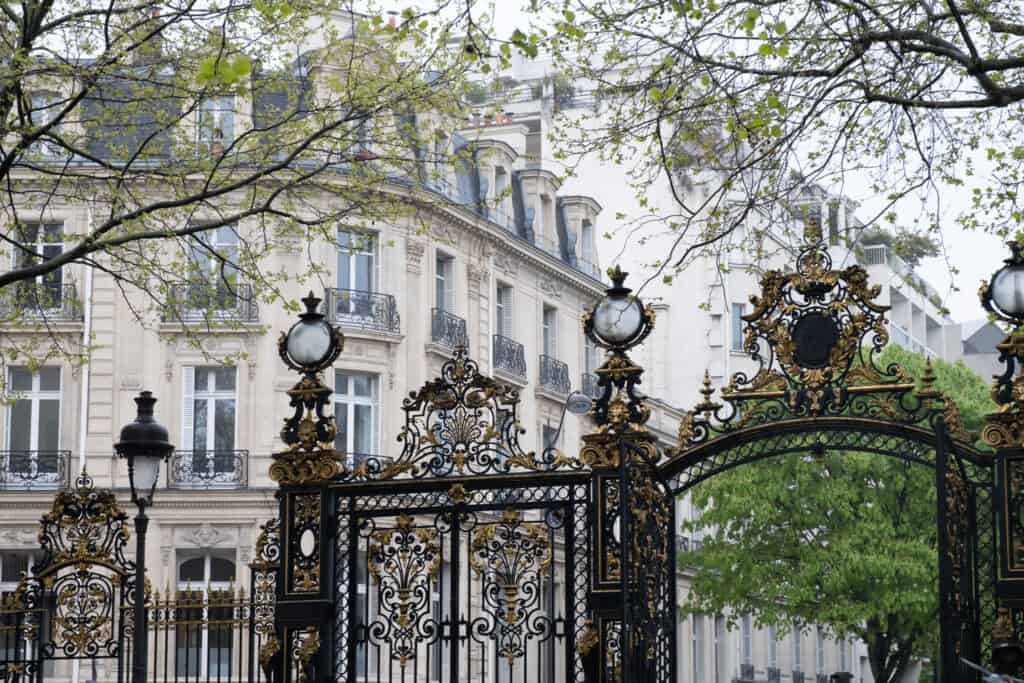 The best places to picnic in Paris Parc Monceau