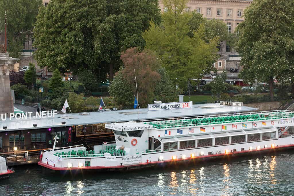 Seine cruise Paris