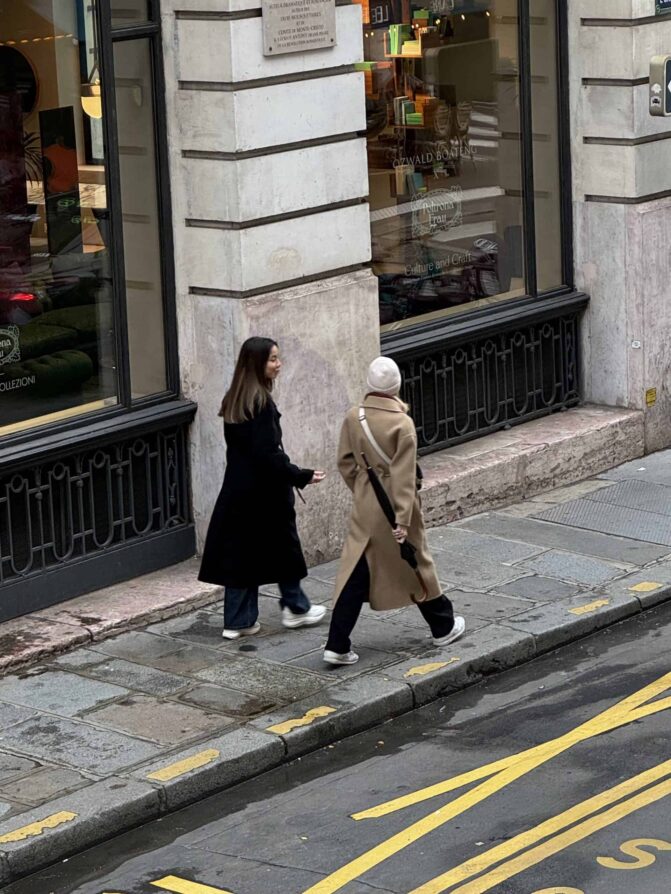 what to pack for Paris in December