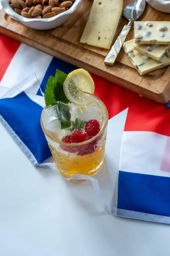 Raspberry mint lemonade