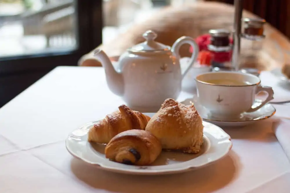 pavillon de la reine paris france