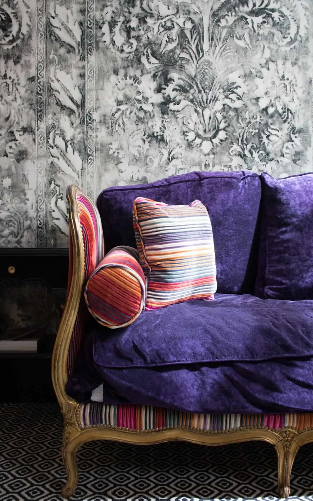 pavillon de la reine paris france hotel