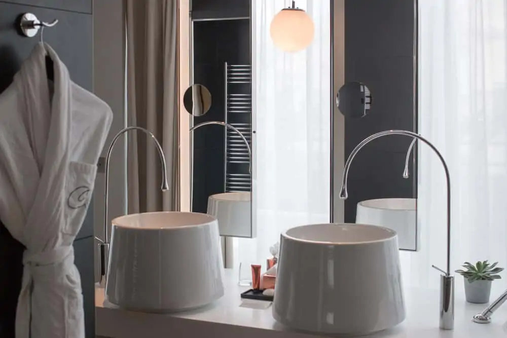 le cinq codet paris france