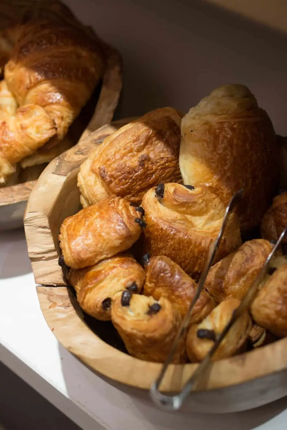 le cinq codet paris france brunch pastries