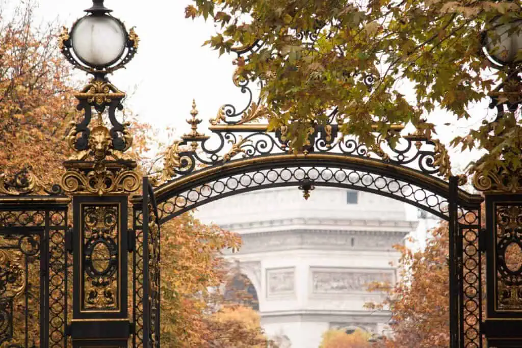 parc monceau in the fall Paris