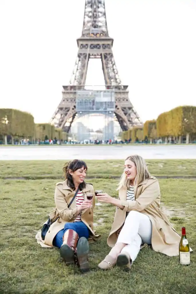 Paris picnic Eiffel tower background Paris picnic with Eiffel tower background