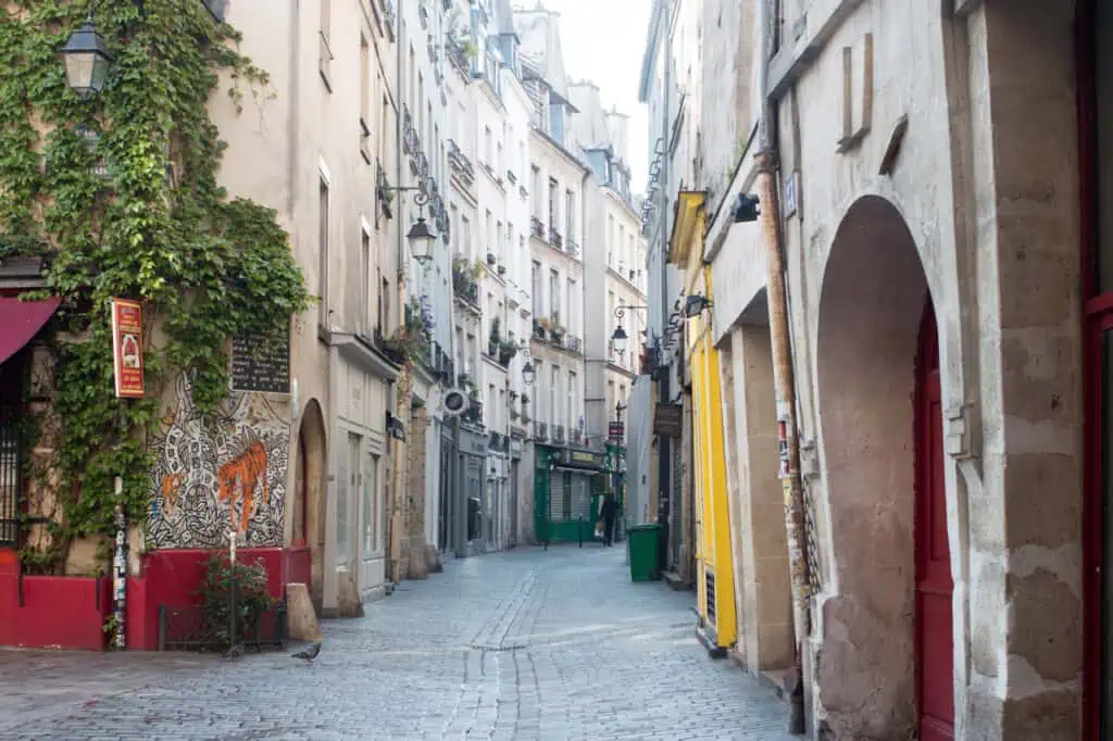 Rue des Rosiers Paris Marais best streets