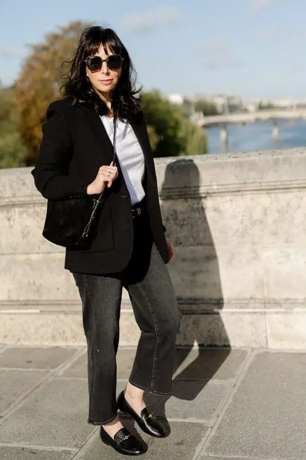oversized black blazer Paris